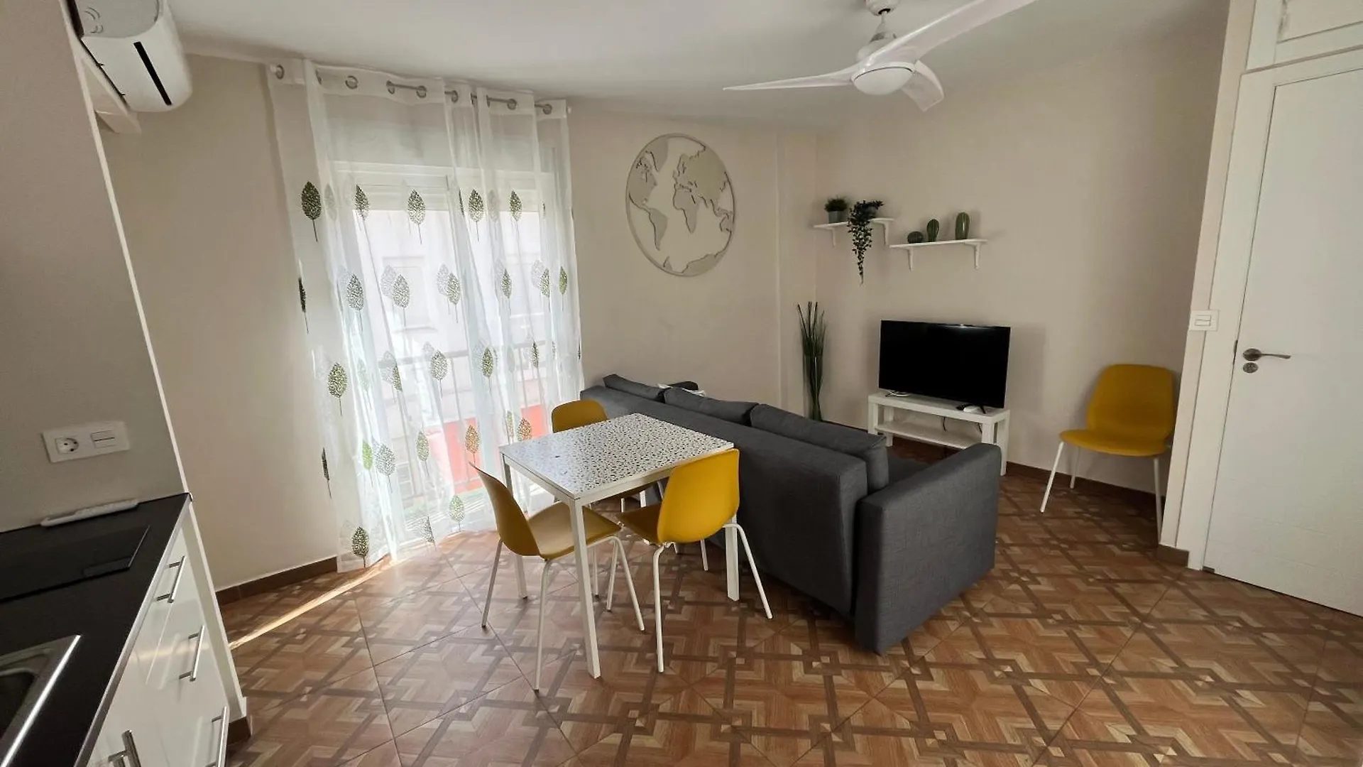 Apartamentos Mareabeach Torremolinos Spain