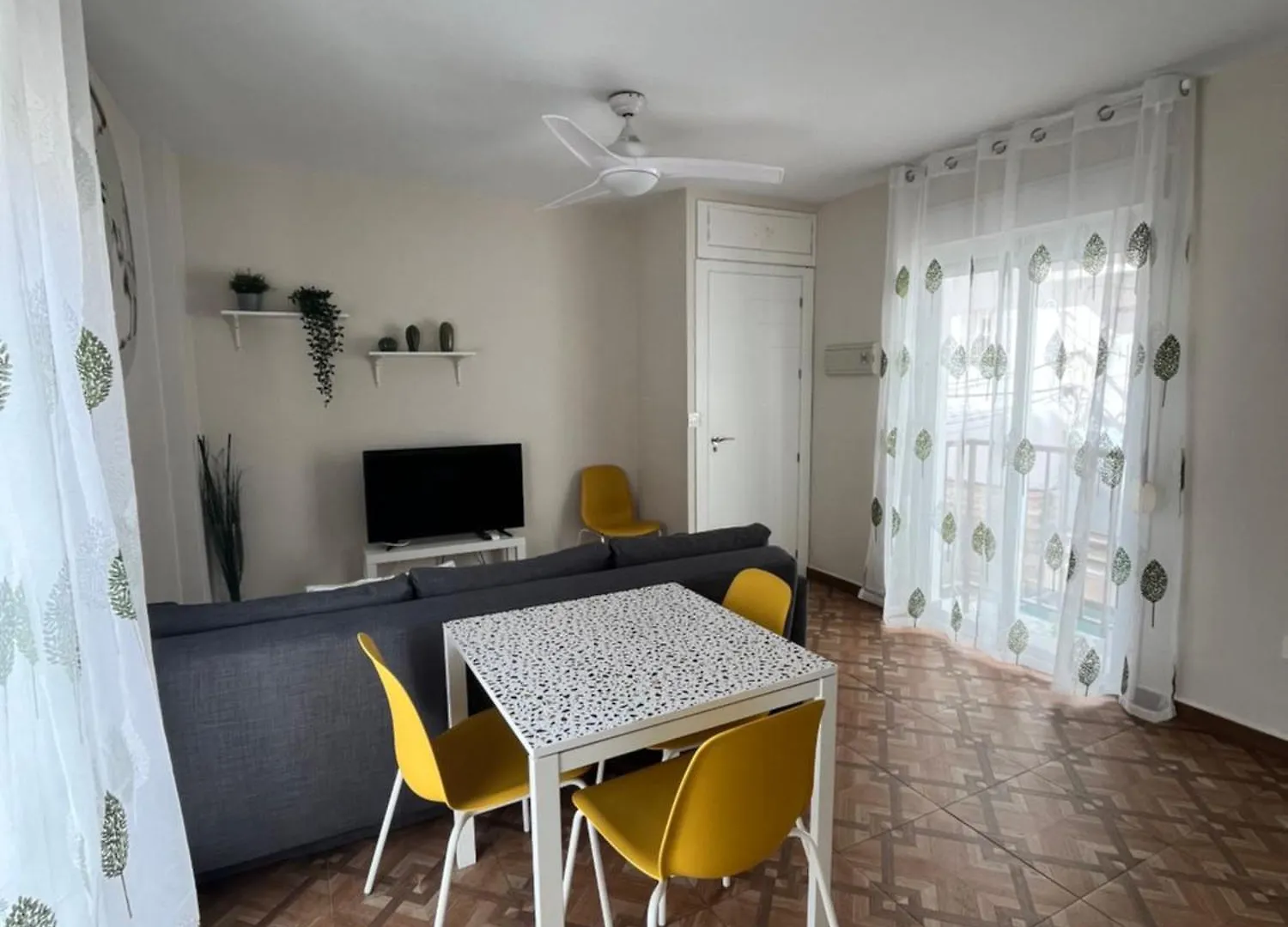 Apartamentos Mareabeach location